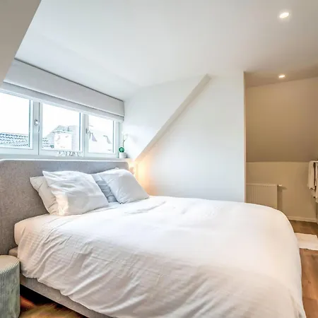 Morgengave I By Interhome * デ ハーン